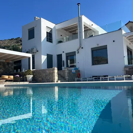 Estee, Luxury With Private Infinity Pool And Jacuzzi Villa