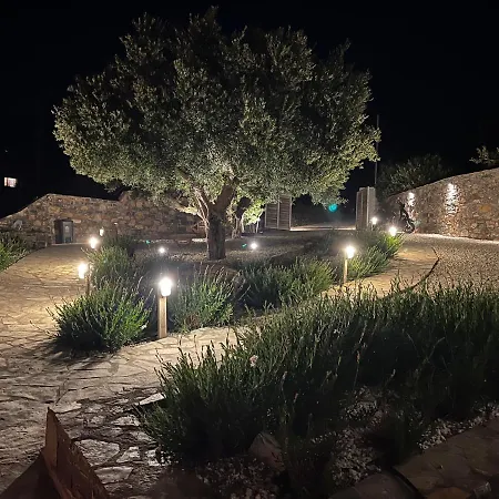 Villa Estee, Luxury With Private Infinity Pool And Jacuzzi *