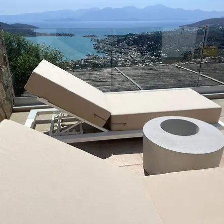 Estee, Luxury With Private Infinity Pool And Jacuzzi
