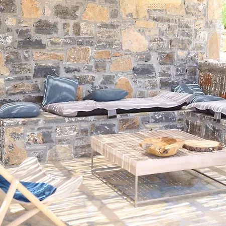 Villa Estee, Luxury With Private Infinity Pool And Jacuzzi Elounda (Crete)